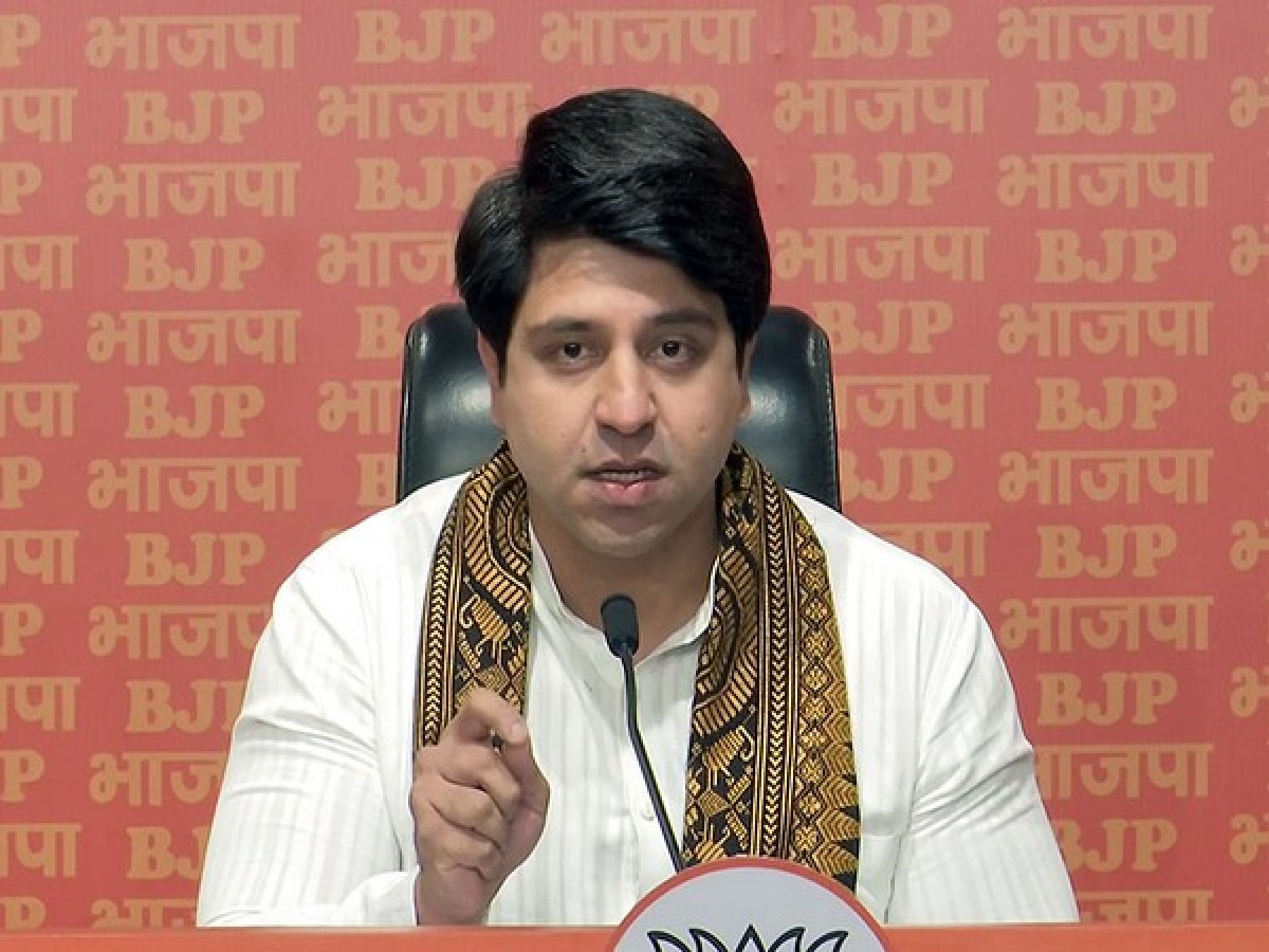 BJP Criticises Rahul Gandhi For Losing Temper Towards Chants Of 'Jai Shri Ram'