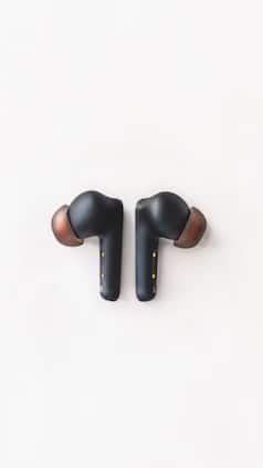 10 Earbuds To Gift Your Partner on Valentine's Day