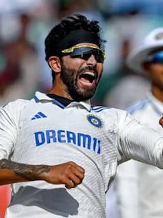 एक टेस्ट में शतक और 5 विकेट हॉल लेने वाले भारतीय खिलाड़ी