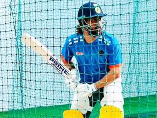 IPL में अपने दोस्त को बड़ी सौगात देंगे MS Dhoni, इस अंदाज में लगातार करेंगे प्रमोशन