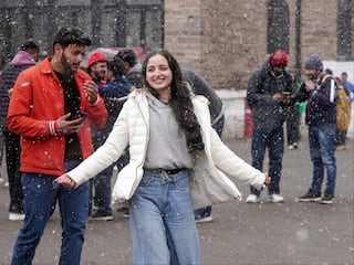 Himachal Pradesh: MeT Issues Orange Alert, Heavy Snowfall Likely; 4 NH Among 500 Roads Shut