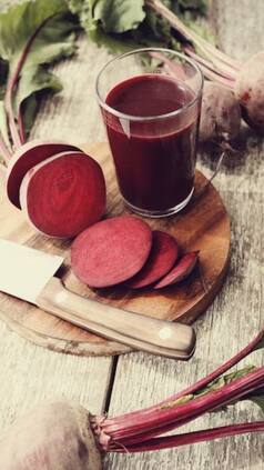 8 Cholesterol-Friendly Drinks to Boost Heart Health