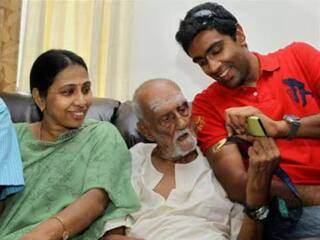 IND vs ENG: रविचंद्रन अश्विन को तीसरा टेस्ट छोड़कर क्यों घर लौटना पड़ा? BCCI उपाध्यक्ष राजीव शुक्ला ने बताई वजह