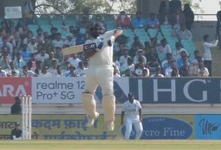 Rohit Sharma HIT by Nasty Bouncer Off Mark Wood at Rajkot