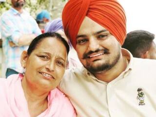 प्रेग्नेंट हैं रैपर सिद्धू मूसेवाला की मां? पिता बलकौर सिंह को मिल रही बधाइयां