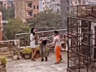 Premi Premika Ka Video: प्रेमिका से मिलने पहुंचा था प्रेमी मगर पड़ोसी ने पकड़वा दिया, फिर जो हुआ खुद देखिए | देखें वीडियो