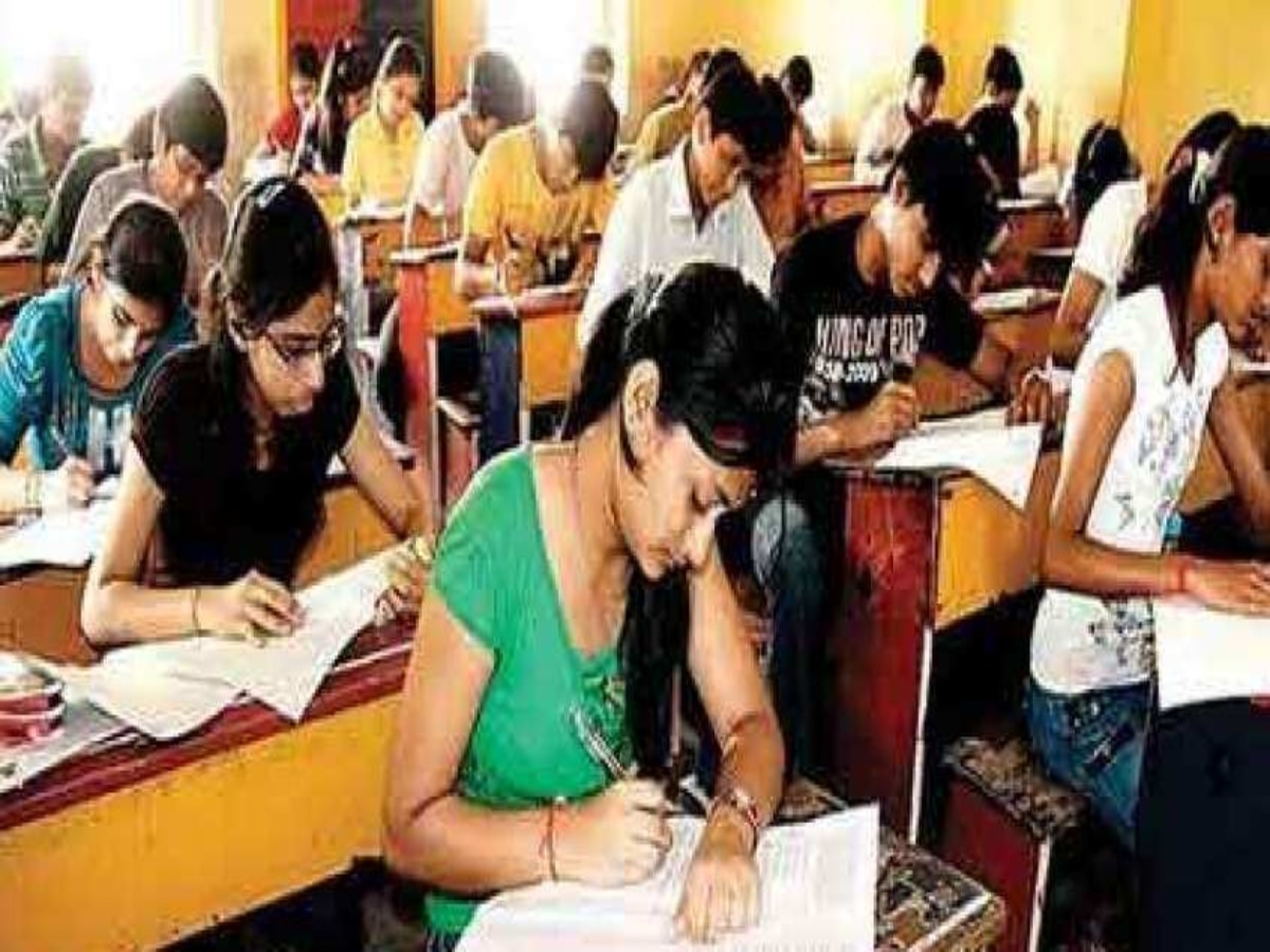 19 Students Were Expelled For Cheating In Bihar Board Exam News In ...