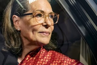 'Know You'll Take Care Of My   ': Sonia Gandhi's Emotional Letter To Rae Bareli, A Subtle Hint Of Priyanka's Debut