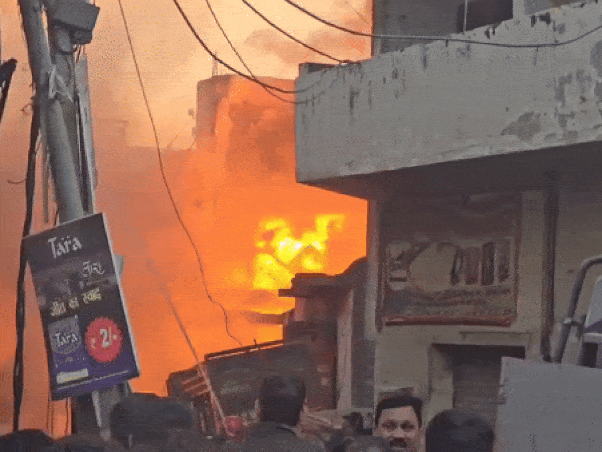 WATCH: 7 Charred To Death As Fire Engulfs Paint Factory In Delhi's Alipur