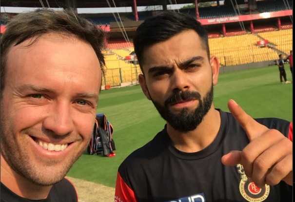 CSK vs RCB मैच से पहले एबी डिविलियर्स ने विराट कोहली को दी शुभकामनाएं, कहा - गुड लक माई बिस्किट