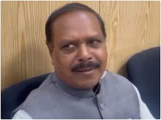 Bihar में महागठबंधन को एक और झटका, RJD विधायक BJP में शामिल; कांग्रेस नेता ने भी दिये संकेत