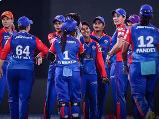 DC vs RCB WPL 2024: दिल्ली कैपिटल्स ने रॉयल चैलेंजर्स बेंगलोर को 1 रन से हराया, प्लेऑफ के लिए क्वालिफाई किया