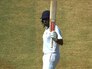 Ranji Trophy Final: मुंबई की 42वीं रणजी खिताबी जीत की राह में रोड़ा बने करूण नायर, विदर्भ ने मैच को रोमांचक बनाया