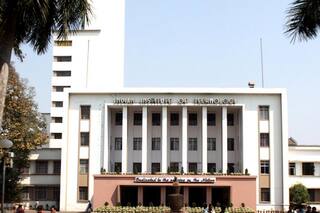 IIT Kharagpur Creates National Digital Library For Students In All Subjects