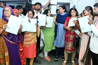 18 Hindu Refugees From Pakistan Conferred Indian Citizenship In Ahmedabad