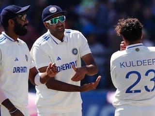 ICC Rankings: रविचंद्रन अश्विन फिर बने वर्ल्ड नंबर-1 गेंदबाज, हमवतन जसप्रीत बुमराह से छीना ताज