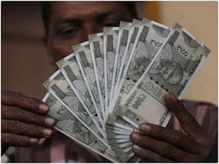 Salary Hike: बैंककर्मियों की बल्ले-बल्ले! होली से पहले वेतन में 17% की बढ़ोतरी; शनिवार की छुट्टी का भी प्रस्ताव