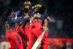 Virat Fever Hits Delhi As Fans Chant    Kohli, Kohli    After RCB Win WPL Title | Watch Video