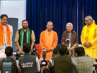 Lok Sabha चुनाव से पहले UP में योगी मंत्रिमंडल का विस्तार, ओपी राजभर समेत इन 4 विधायकों ने ली मंत्री पद की शपथ