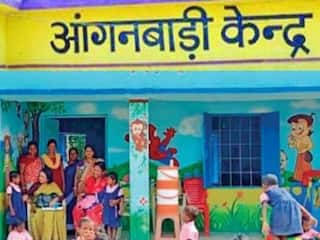UP Anganwadi Bharti  2024:  यूपी में निकली 531 पदों पर आंगनबाड़ी भर्ती, 12वीं पास कर सकती हैं अप्लाई