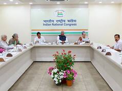 कांग्रेस ने 18 नामों पर लगाई मुहर, इन सीटों पर उम्मीदवार तय, अमेठी-रायबरेली पर सस्पेंस बरकरार