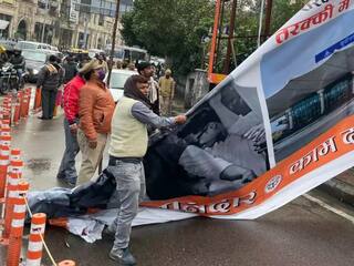 एक्शन मोड पर ECI, आचार संहिता लगते ही हटाए जा रहे पार्टियों के पोस्टर- नियमों का उल्लंघन करने पर होगी कार्रवाई