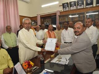 Bihar MLC Election: नीतीश कुमार और राबड़ी देवी समेत सभी 11 उम्मीदवार निर्विरोध चुने गए MLC