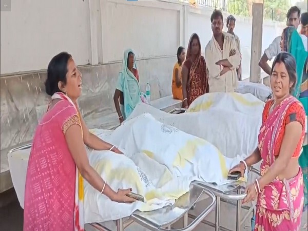 Six Including Child Dead, Several Injured After Truck Suffers Tyre Burst, Overturns On Car In Bihar's Bhagalpur