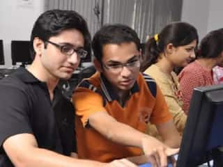 MP Board 10th Result 2024: जारी हुआ 10वीं का रिजल्ट, अनुष्का अग्रवाल ने किया टॉप