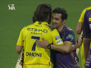 WATCH: गंभीर-धोनी ने गले मिलकर दूर किए गिले-शिकवे, सोशल मीडिया पर आग की तरह फैल रहा वीडियो