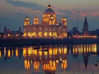 Explore Kanpur On A Budget With These 5 Cost Cutting Tricks