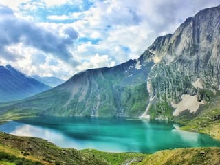 Check Out These 9 Incredible Places To Visit In Srinagar- Must See