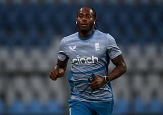 इंग्लैंड को बड़ा झटका; टी20 विश्व कप के लिए पूरी तरह फिट नहीं हैं जोफ्रा आर्चर