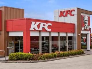 KFC Stores Closed: इस देश में बंद हुए 100 से ज्यादा KFC स्टोर, जानिए क्या है वजह