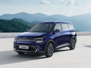 नए फीचर्स के साथ आ गया है Kia Carens का नया वेरिएंट, जानिए क्या है इसमें खास