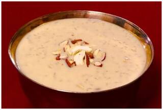 Navratri Day 2: मां ब्रह्मचारिणी को प्रसन्न करने के लिए लगाएं ये भोग, कुछ ही मिनटों में झटपट हो जाएगा तैयार