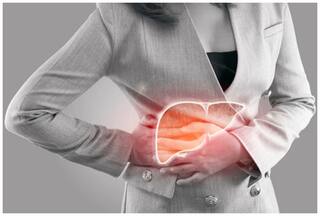 फैटी लिवर की समस्या से हैं परेशान तो डाइट में शामिल करें ये 10 चीजें, कुछ ही दिनों में मिलेगा आराम