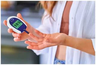 Diabetes In Women: पुरुषों से अलग हो सकते हैं महिलाओं में डायबिटीज के लक्षण, समय पर हो जाएं सतर्क
