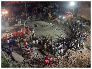 मुजफ्फरनगर में दर्दनाक हादसा! इमारत गिरने से 2 की मौत, कई लोगों के फंसे होने की आशंका, रेस्क्यू ऑपरेशन जारी