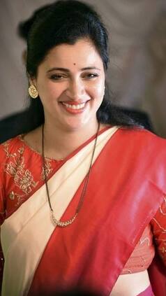 BJP's Navneet Kaur Rana's 9 Elegant Saree Moments -In Pics