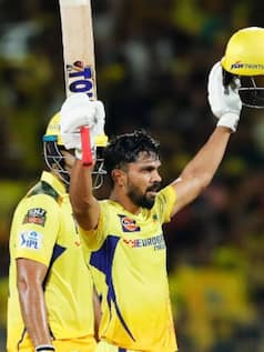 आईपीएल में CSK के लिए शतक बनाने वाले बल्लेबाज