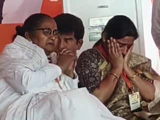 CM योगी के कार्यक्रम में मंच पर ही रोने लगीं सांसद संघमित्रा मौर्य, BJP ने इस बार नहीं दिया टिकट