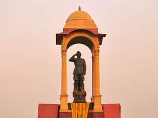 FACT CHECK: Kangana Ranaut Calls Subhash Chandra Bose First PM Of India - That's  Untrue  BUT...