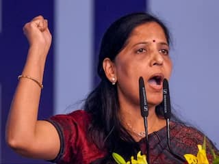 Will Sunita Kejriwal Become Next Chief Minister Of Delhi? AAP Senior Leader Sanjay Singh Reveals Her Role In Party