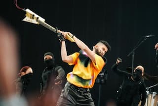 'Bahut Bada Ban Gaya?': AP Dhillon Gets Trolled For Breaking Guitar During Coachella Performance