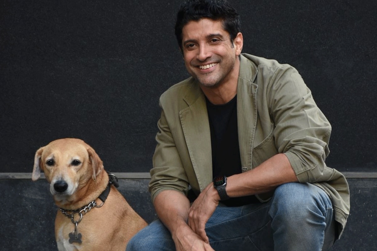 राकेश ओमप्रकाश मेहरा ने फरहान अख्तर को ऑफर की थी 'रंग दे बसंती',  एक्टर ने क्यों किया था इंकार?