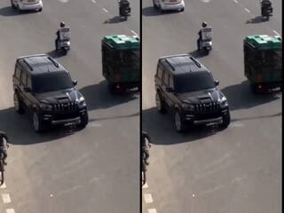 Delhi Viral Video: फेमस होने के लिए स्कॉर्पियो पर स्टंट कर रहा था युवक, पुलिस ने लिया तगड़ा एक्शन