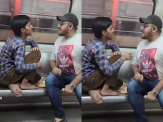 Metro Ka Video: मेट्रो में एक दूसरे को ताव देने लगे दो पैसेंजर, फिर जो हो गया सोच भी नहीं सकते कभी | देखें वीडियो
