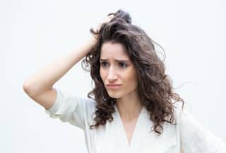Having an Itchy Scalp? Here Are 4 Effective Ways to Get Relief