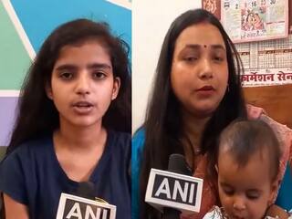 घर में घुसकर हमला करने लगे बंदर, इस बच्ची ने खुद और छोटी बहन को Alexa device की मदद से ऐसे बचाया|VIDEOS